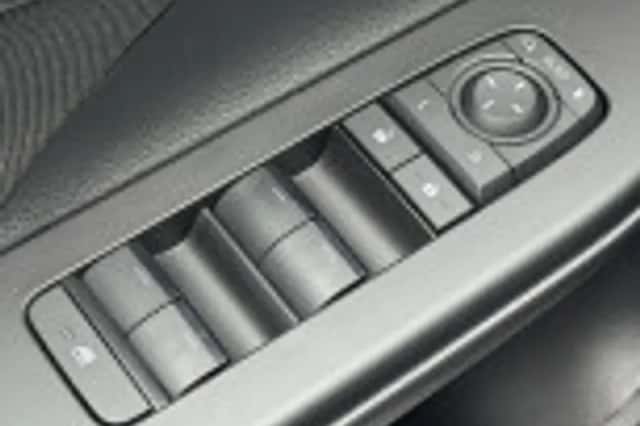 Toyota C hr (2024) thumbnail 45