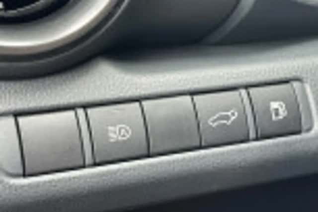 Toyota C hr (2024) thumbnail 46