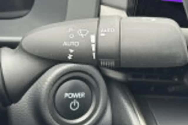 Toyota C hr (2024) thumbnail 51