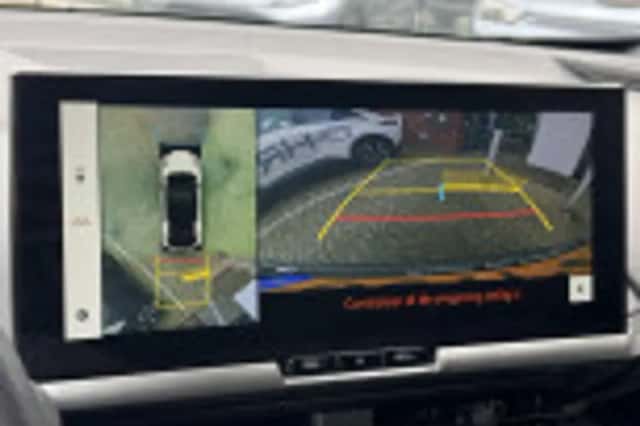 Toyota C hr (2024) thumbnail 54