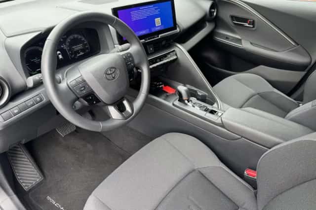 Toyota C hr (2024) thumbnail 8