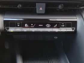 Toyota C hr (2024) thumbnail 26