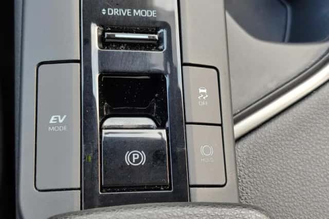 Toyota C hr (2024) thumbnail 28