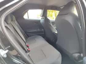 Toyota C hr (2024) thumbnail 29