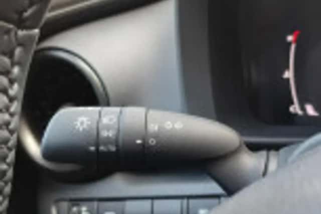Toyota C hr (2024) thumbnail 49