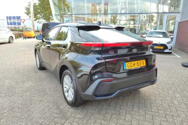Toyota C hr (2024) thumbnail 9