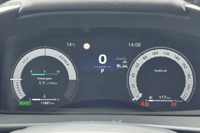 Toyota C hr (2025) thumbnail 23