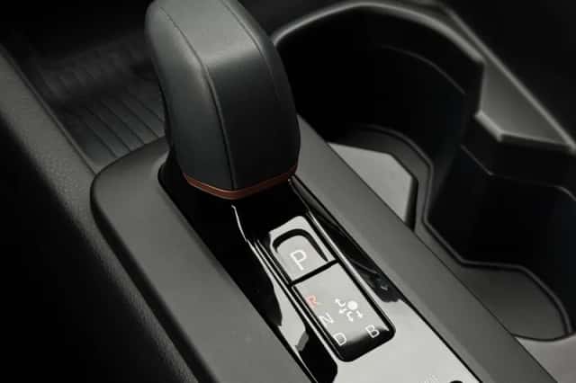 Toyota C hr (2025) thumbnail 31