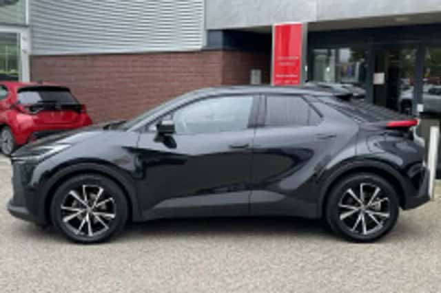 Toyota C hr (2025) thumbnail 5