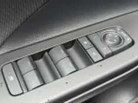 Toyota C hr (2025) thumbnail 48