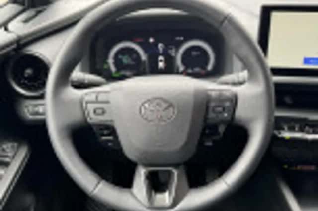 Toyota C hr (2025) thumbnail 50