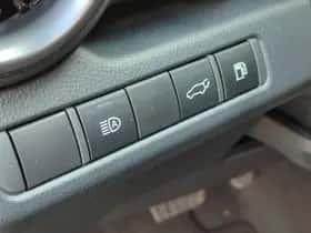 Toyota C hr (2024) thumbnail 21