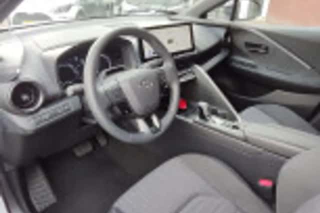 Toyota C hr (2024) thumbnail 48