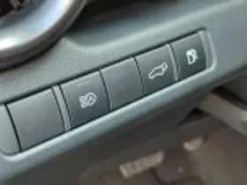 Toyota C hr (2024) thumbnail 59