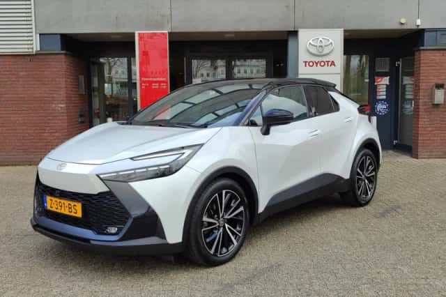 Toyota C hr (2024) thumbnail 7
