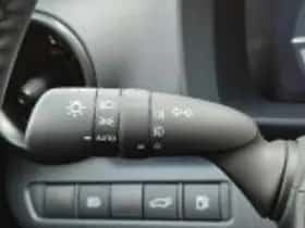 Toyota C hr (2024) thumbnail 63