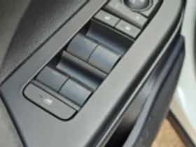 Toyota C hr (2024) thumbnail 71