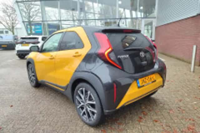 Toyota Aygo X (2025) thumbnail 3