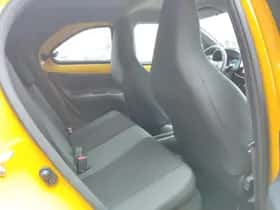 Toyota Aygo X (2025) thumbnail 33