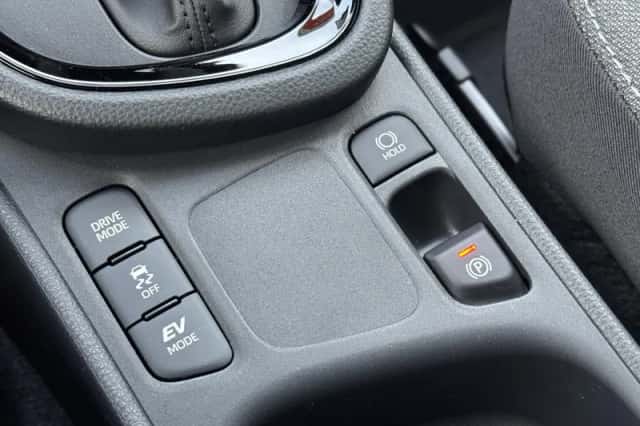 Toyota Yaris Cross (2026) thumbnail 23