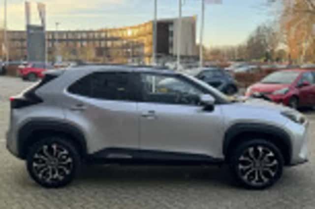 Toyota Yaris Cross (2026) thumbnail 37