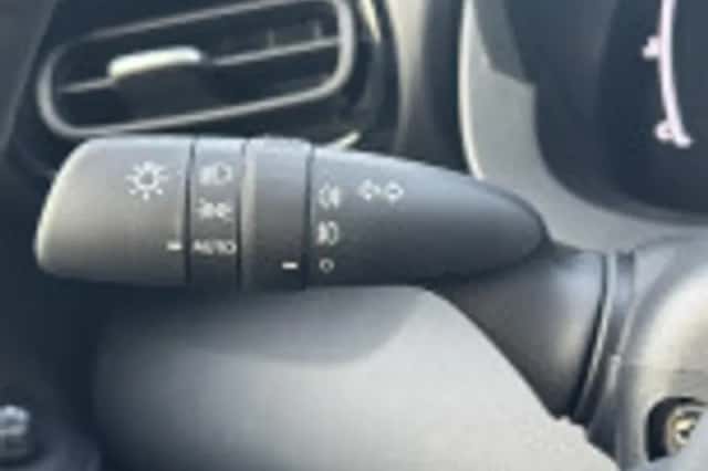 Toyota Yaris Cross (2026) thumbnail 39