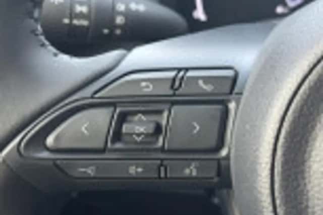 Toyota Yaris Cross (2026) thumbnail 40
