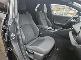 Toyota C hr (2025) thumbnail 14