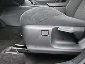 Toyota C hr (2025) thumbnail 16