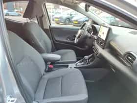Toyota Yaris (2025) thumbnail 15