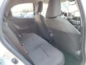 Toyota Yaris (2025) thumbnail 32