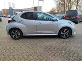 Toyota Yaris (2025) thumbnail 6