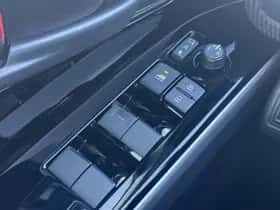 Toyota bZ4X (2025) thumbnail 17