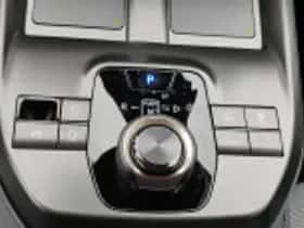 Toyota bZ4X (2026) thumbnail 69