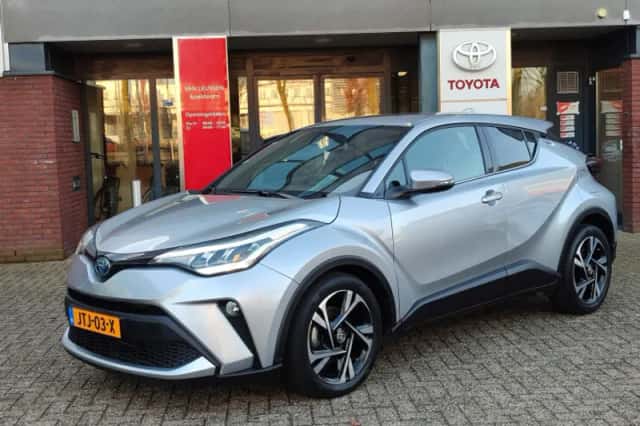 Toyota C hr (2023) thumbnail 1