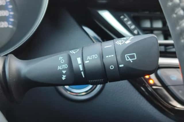 Toyota C hr (2023) thumbnail 23