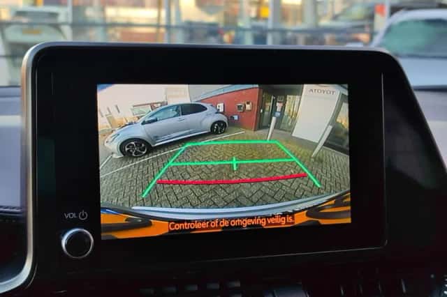 Toyota C hr (2023) thumbnail 27