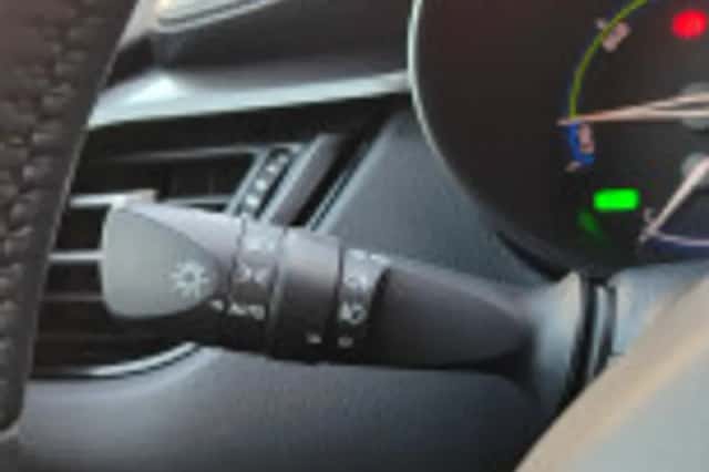 Toyota C hr (2023) thumbnail 60