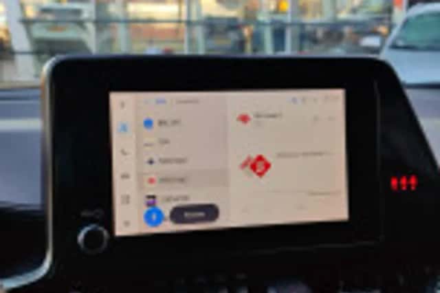 Toyota C hr (2023) thumbnail 64