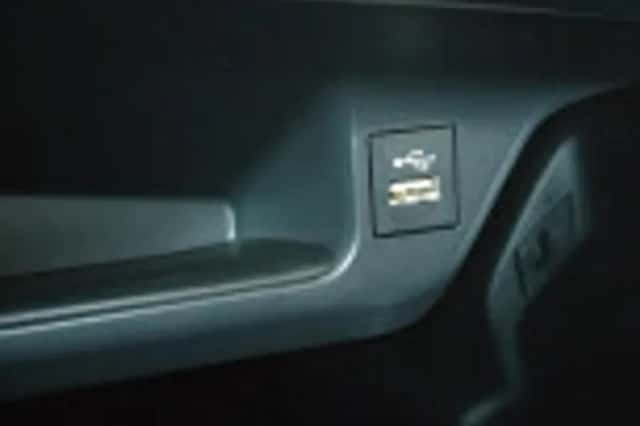 Toyota C hr (2023) thumbnail 70