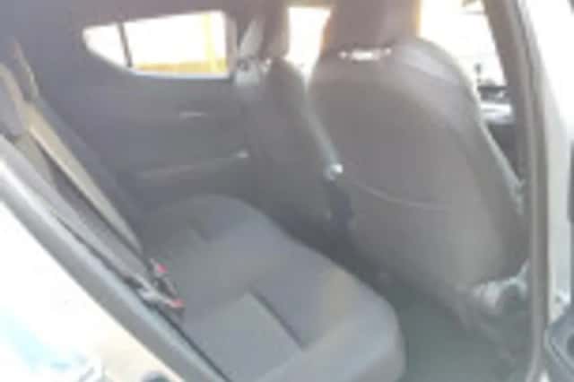 Toyota C hr (2023) thumbnail 73