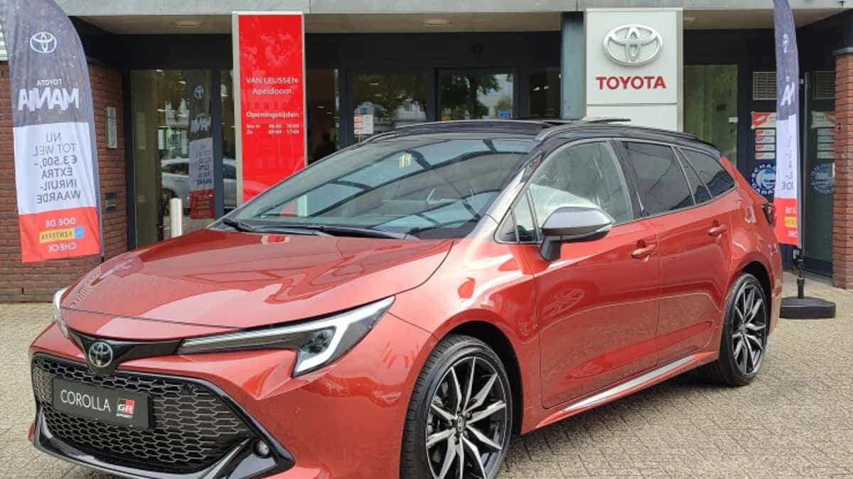 Toyota Corolla (2026) — foto 1