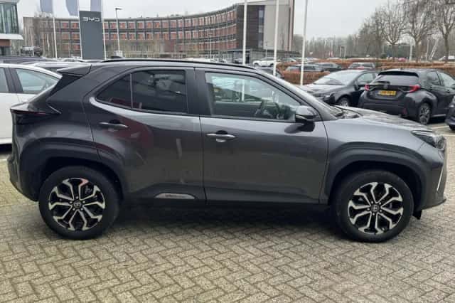 Toyota Yaris Cross (2025) thumbnail 12