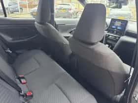 Toyota Yaris Cross (2025) thumbnail 15