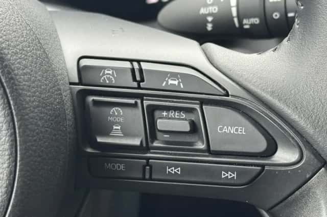 Toyota Yaris Cross (2025) thumbnail 21