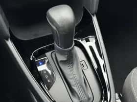 Toyota Yaris Cross (2025) thumbnail 25