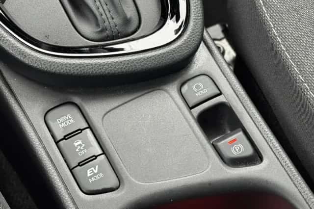 Toyota Yaris Cross (2025) thumbnail 26
