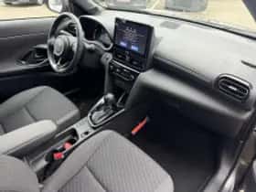Toyota Yaris Cross (2025) thumbnail 4