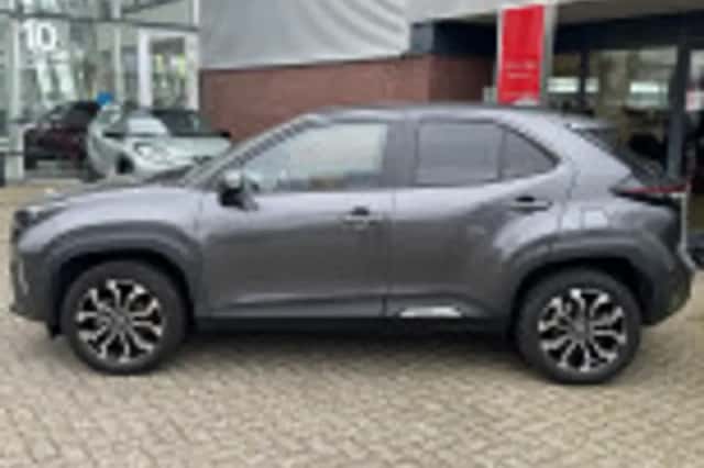 Toyota Yaris Cross (2025) thumbnail 35