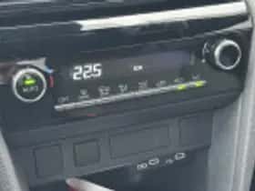 Toyota Yaris Cross (2025) thumbnail 48